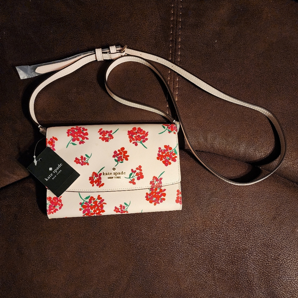 NWT Kate ♠️ Spade floral crossbody